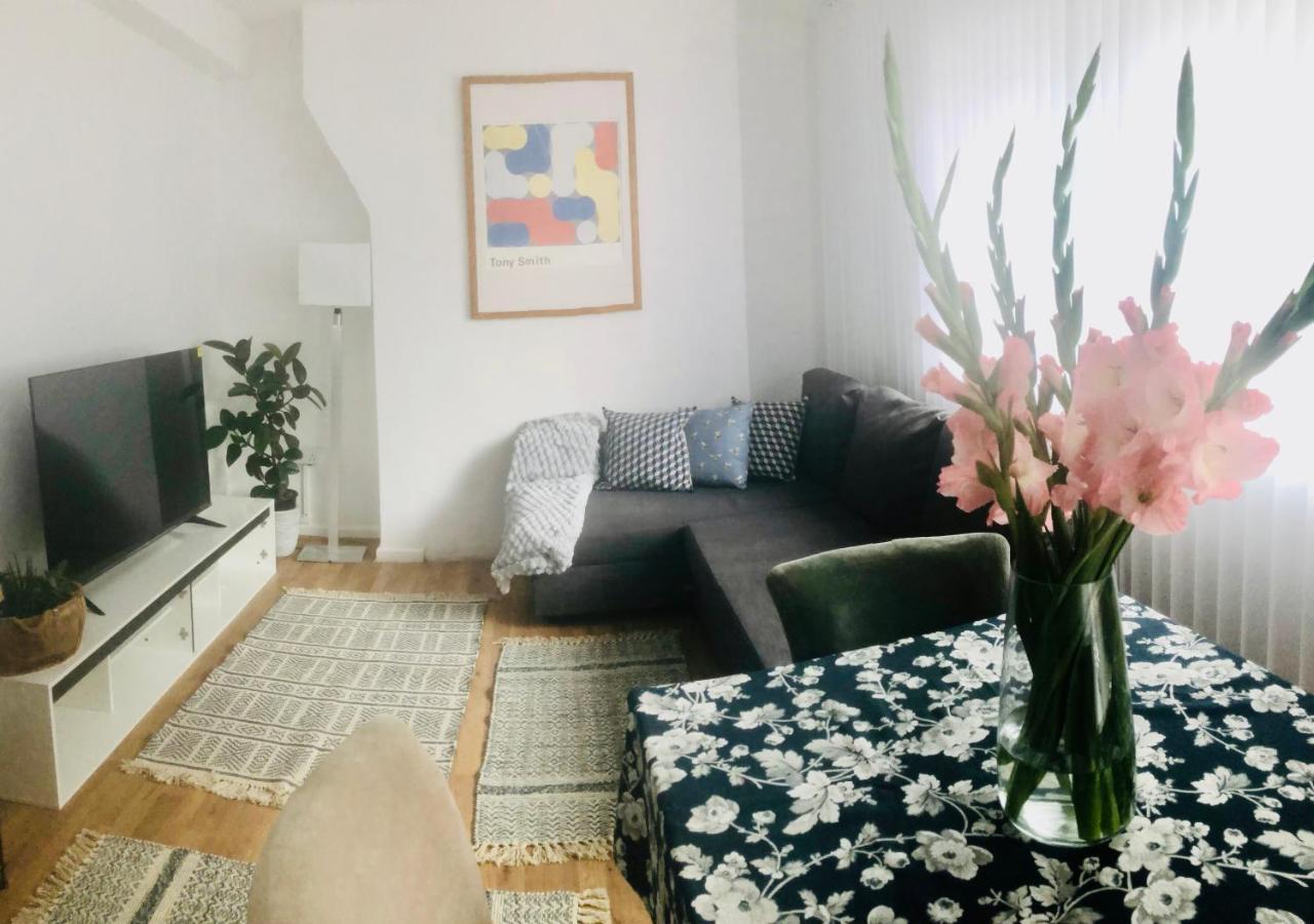 City Location- 2 Bedroom Apartment Londen Buitenkant foto